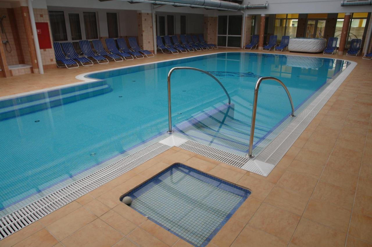Greti Apartman Zalakaros Buitenkant foto