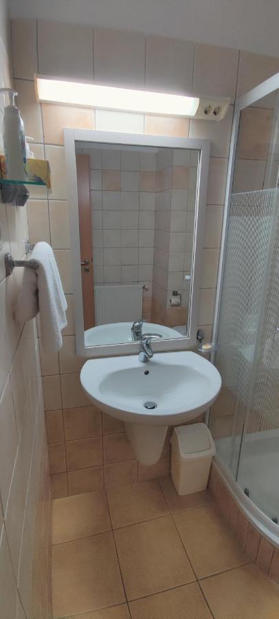 Greti Apartman Zalakaros Buitenkant foto